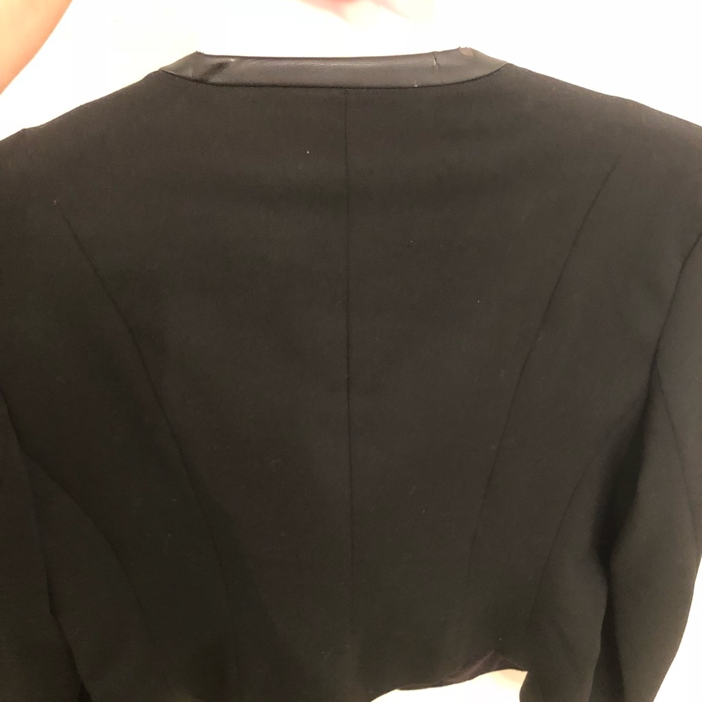 Express Jacket - Picture 5 of 7